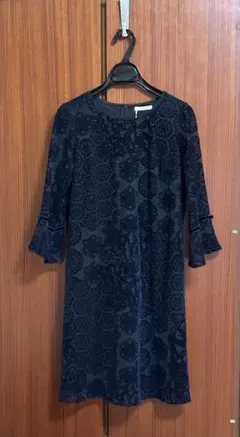 ✨試着のみ【タグ付き】Rose Tiara ワンピース レース フレア袖 紺色