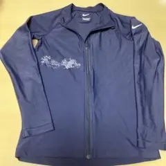 Nike ネイビー ラッシュガード 長袖　胸部にゼッケン跡有り