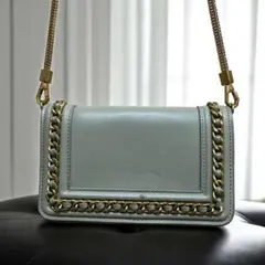 CHARLES&KEITH 財布　ショルダー財布　ショルダーバッグ