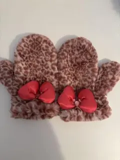 東京ディズニーリゾート　ヒョウ柄ファー手袋 リボン付き