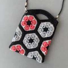 スマホポシェット　スマホショルダー　モチーフ編み　毛糸　ハンドメイド