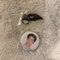 ENHYPENミュージアム：キーホルダー　缶バッチセット　JAY