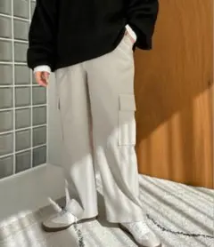 feepur アイボリー カーゴパンツ