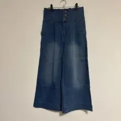デニムブルー ハイウエスト ワイドレッグキュロット❤️