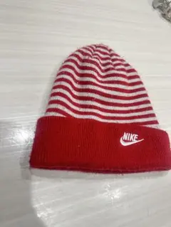 Nike ストライプ ニット帽 赤