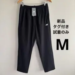 New Balance ブラック ジャージパンツ