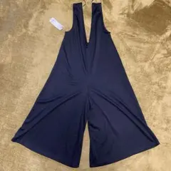 未使用 GU Vネックカットソー コンビネゾン ノースリーブ パンツ