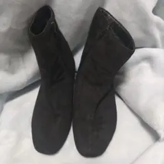【新品未使用】Lサイズ・ショートブーツ・ヒール5cm
