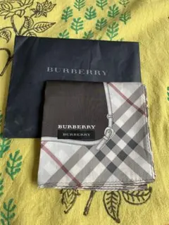 ⭐︎新品未使用品BURBERRY チェック柄ハンカチ⭐︎