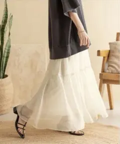 ローリーズファーム　シアーボリュームスカート (ペチコート付き) アイボリー