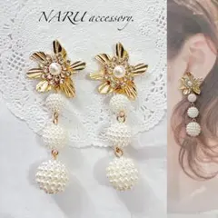 【77】ゴールドフラワー　ランダムデザインパール　ピアス　イヤリング