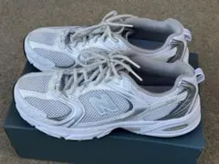 New Balance 530 スニーカーのサムネイル