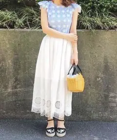 【タグ付き】31 Sons de mode ローン刺繍コットンロングスカートのサムネイル