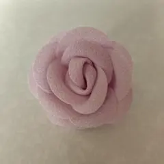 薄紫のバラコサージュ