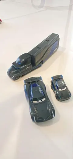 トミカ カーズ トランスポーター ＆ レーサー セット