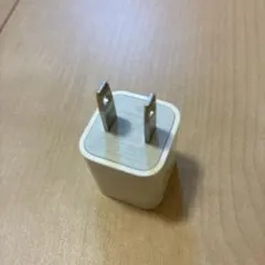 純正Apple iPhone USB コンセントプラグ　ACアダプタ