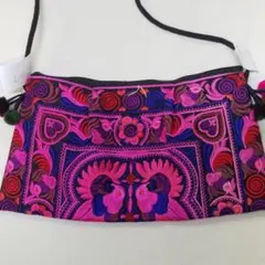 Item thumbnail for item 616b48c4-2b40-44ef-8c5e-1b12b25cb97c