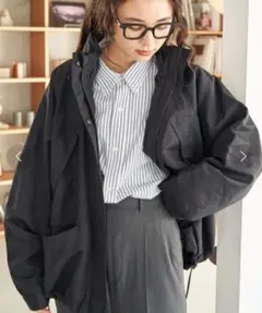 Item thumbnail for item 60ba2bb1-7a7a-40b1-9be8-de189d1e0660