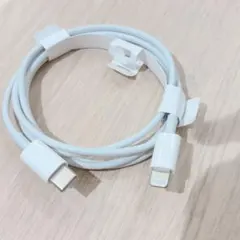 USB-C to Lightning ケーブル ホワイト