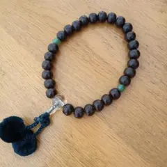 木製ビーズと翡翠の数珠