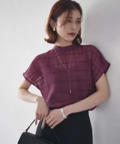 新品タグ付き✨UNTITLED チェックスタンドネックブラウス 近年モデル【M】のサムネイル