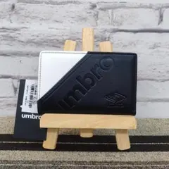 ★新品★ umbro アンブロ クールポケット 折り財布 ホワイトのサムネイル