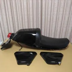 SR400ドゥカツティ風シングルシート&サイドカバーセット希少のサムネイル