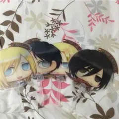 進撃の巨人 うちわ 4枚セット