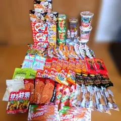 ⑨お菓子まとめ売り　アミューズメント景品のサムネイル