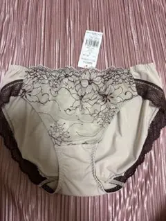 AMOSTYLE BY Triumph ショーツ Lサイズのサムネイル
