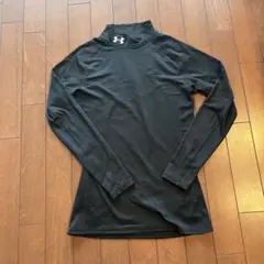 UNDER ARMOUR コールドギア 長袖インナー