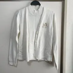 ミッキーのカーディガンとノースリーブ