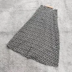 C147【ジーユー】フラワープリントマーメイドロングスカート/総柄/さらり/M