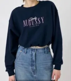 【美品】moussy トレーナー