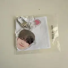 treasure ジェヒョク 顔アクキー 喜