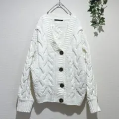 【ワンウェイ】ケーブル編み ニット　カーディガン ホワイト Mサイズ