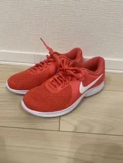 Nike レッド スニーカー