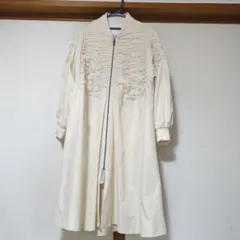 アイボリー ロングコート ギャザー袖