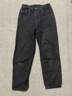 ブラックストレートレッグデニム