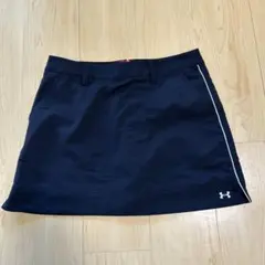 アンダーアーマー　レディースゴルフスカート　黒　パンツ付き