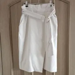 JUSGLITTY アイボリー ベルト付き タイト スカート
