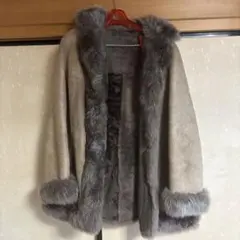 本物✩ムートン✩変形デザイン✩グレー系✩柔らか✩ファーコート 