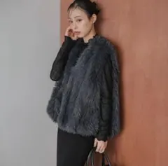 フェイクファーベスト