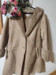 RAY CASSIN フード付きムートンコート