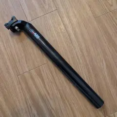 BLADY WHEELWORKS カーボンシートポスト φ31.8のサムネイル