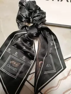 新品未使用ノベルティCHANEL シャネルロゴ プリントシュシュ３点セット送料込 2025年最新】シャネルシュシュの人気アイテム - メルカリ