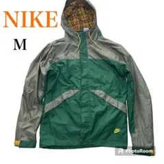 ⭐︎良品⭐︎NIKE ナイキ　ナイロンマウンテンパーカー　M グリーン