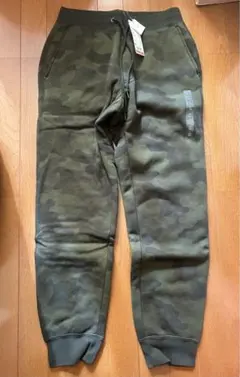 ユニクロ スウェットパンツ 迷彩 裏ボア　UNIQLO