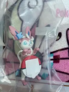 ポケモン一番くじ　F賞　ニンフィア