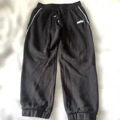 PUMA ブラック ジョガーパンツ
